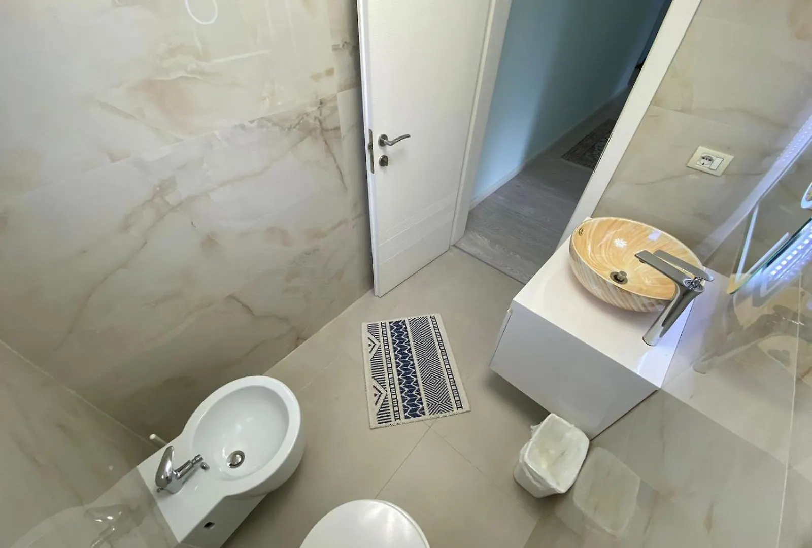 Apartment Us Embassy Tirana 0*,  Albania